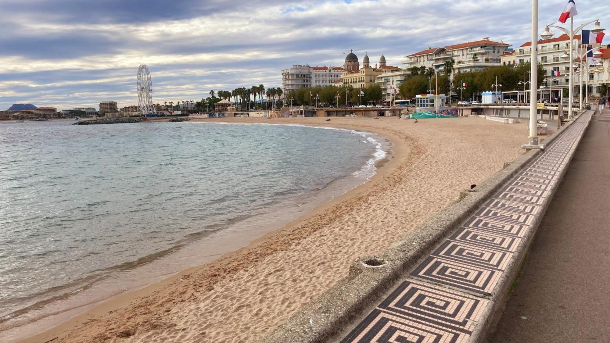 Apartamento Balcon, Parking, Piscine Et Clim' A 2 Pas Du Port Santa Lucia Saint-Raphaël Exterior foto